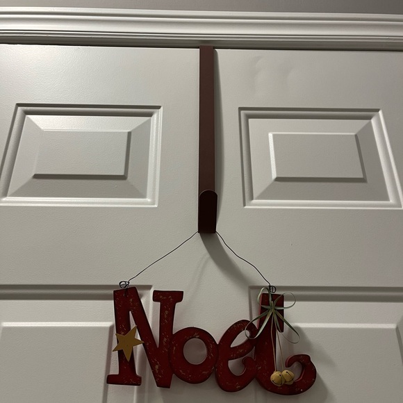 Christmas Decoration: Noel sign + Door hanger (Bundle Only) - Picture 3 of 3